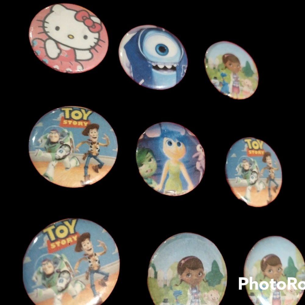 Thirty-two Cartoon Themed One Inch Buttons - Picture 7 of 10